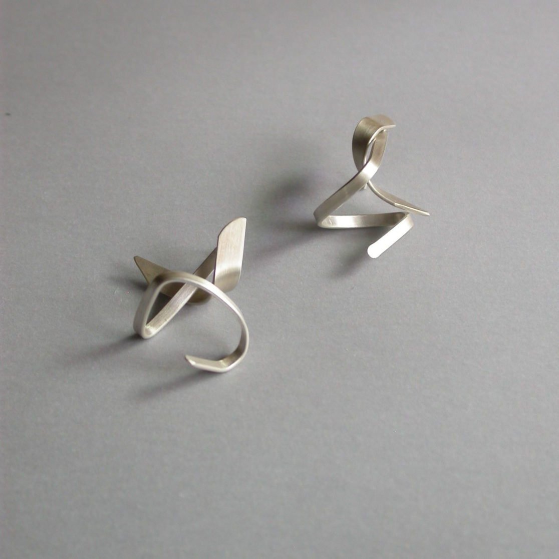 Two-in-one earrings